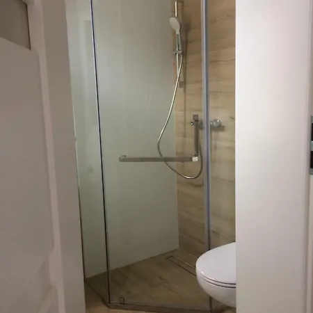 منزل للإقامة Pokoje Goscinne English House *
